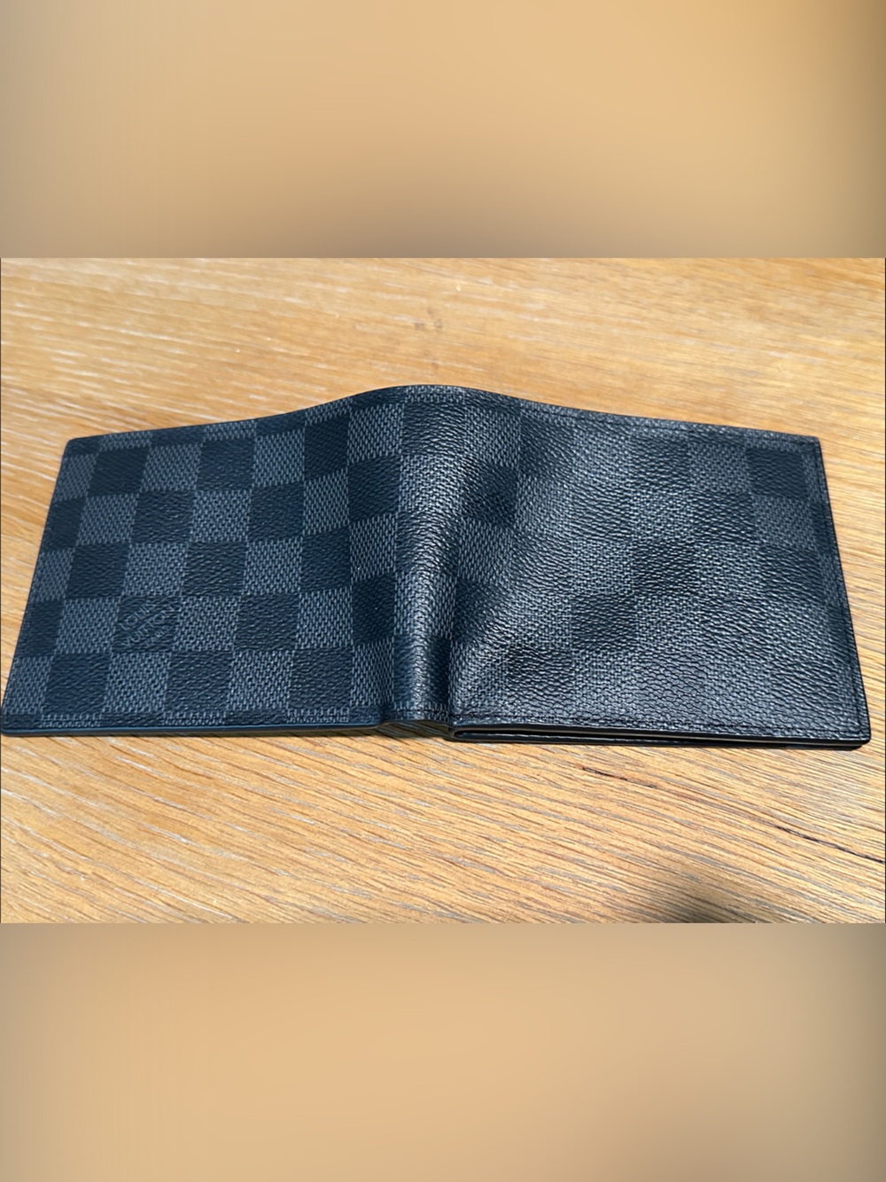 Louis Vuitton Genuine Louis Vuitton AMERIGO WALLET